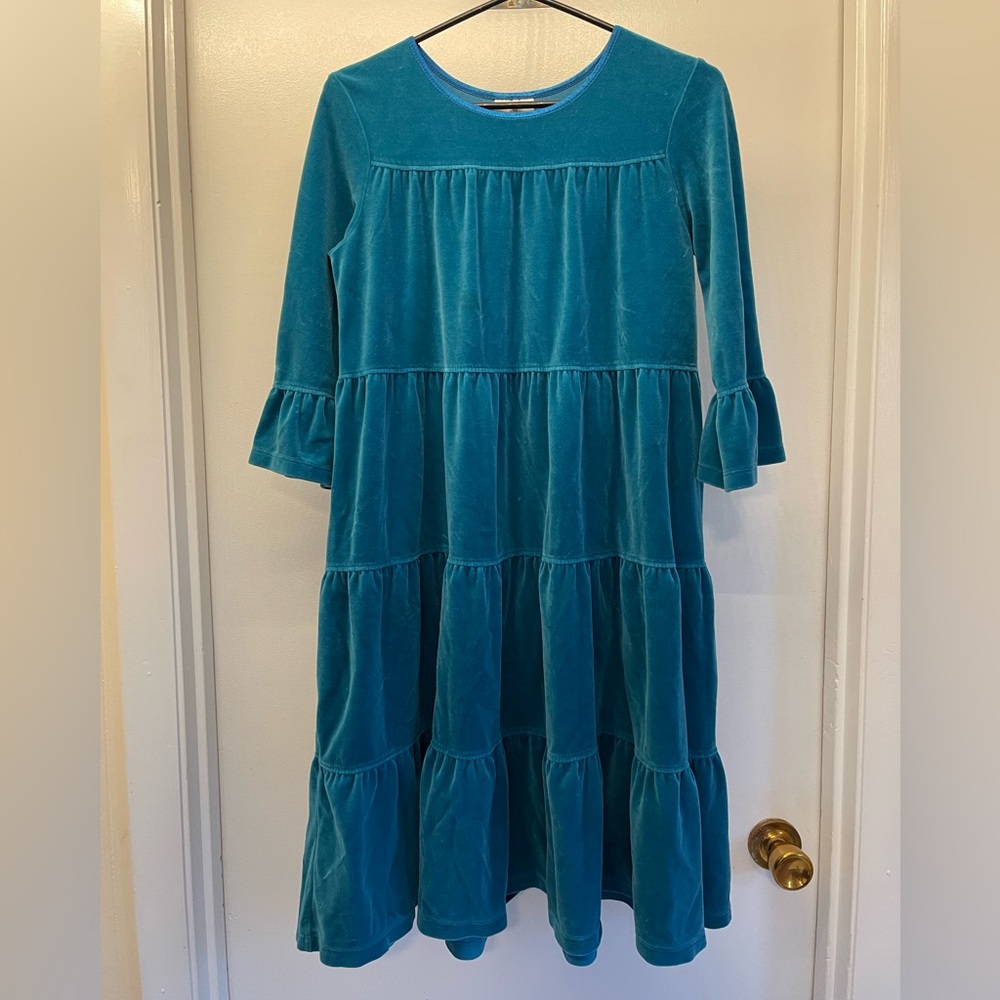 Hanna Andersson Teal tiered velour dress. 160cm, size 14/16
